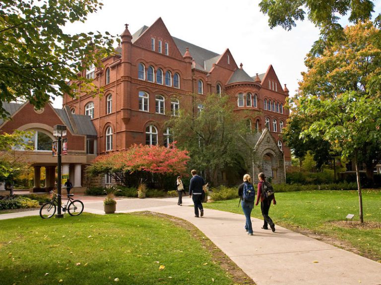 Macalester College - Associated Colleges of the Midwest